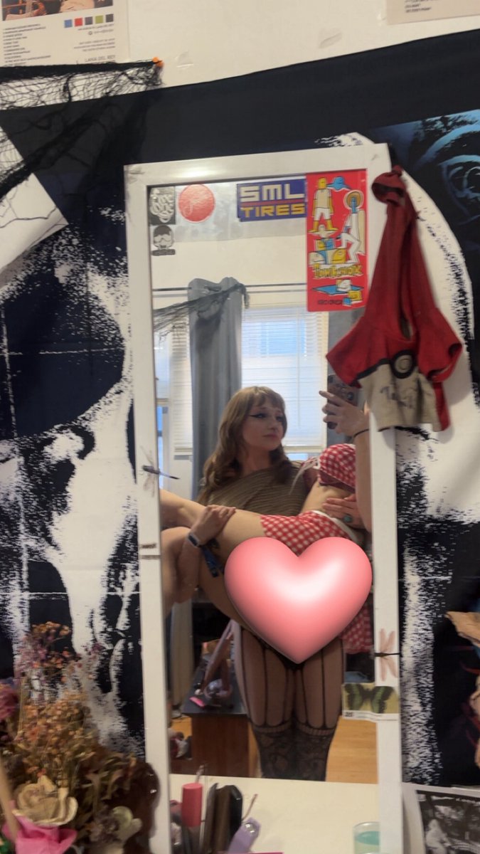 lov3lypixie's tweet photo. Chaturbate are you ready for Honey and I??? 😋😋😋 @ lov3lypixi3 https://t.co/2Uq0kSj6VW