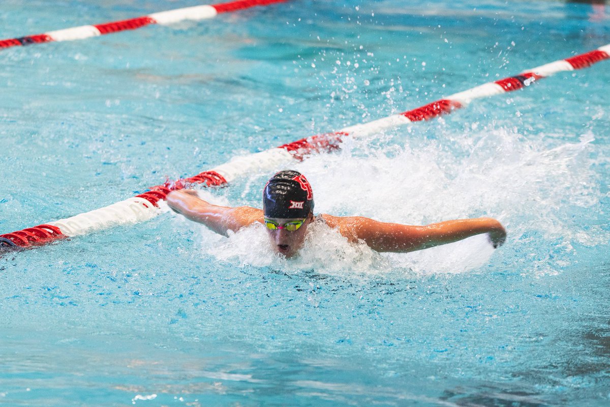 SethCrowgan's tweet photo. Today’s meet vs A&amp;M went swimmingly 😌 https://t.co/HdKGGfJrIr