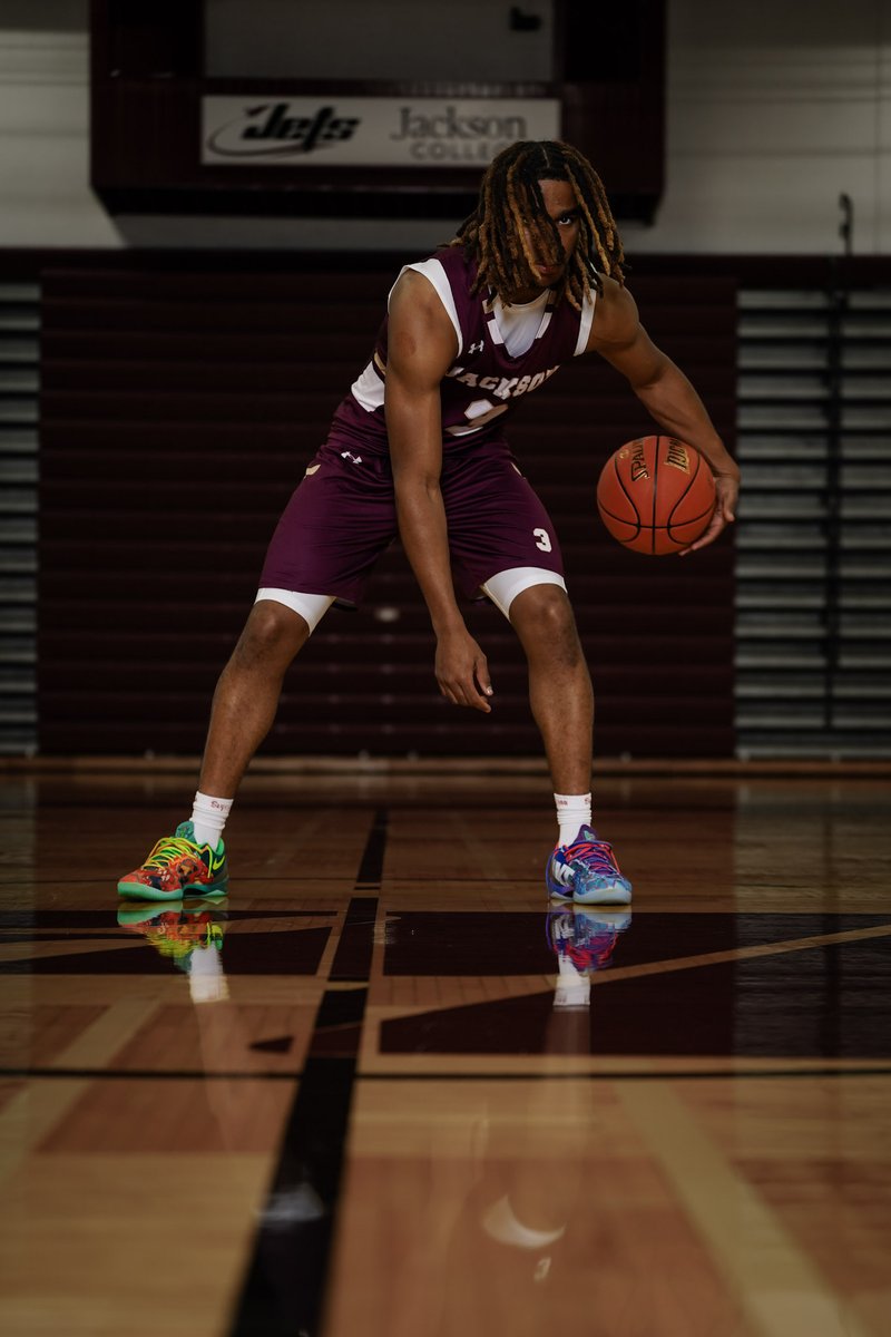 Emanuel Custard tweet media