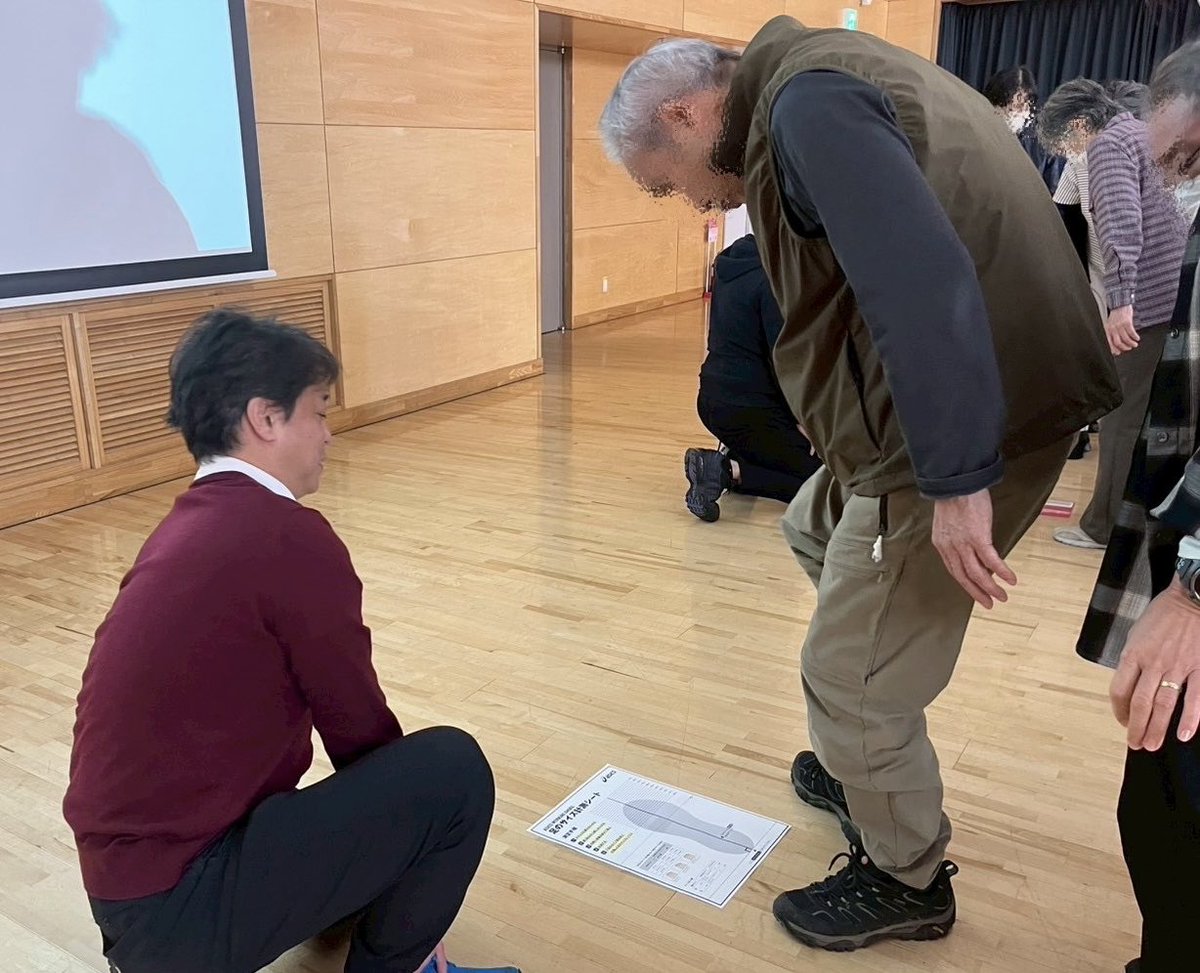 wingate_toyama's tweet image. ※踏み絵ではありません。

#鳩山町 
でからたケア講座を実施してきましたが、その一部で代表講演&amp;amp;実技を行いました。