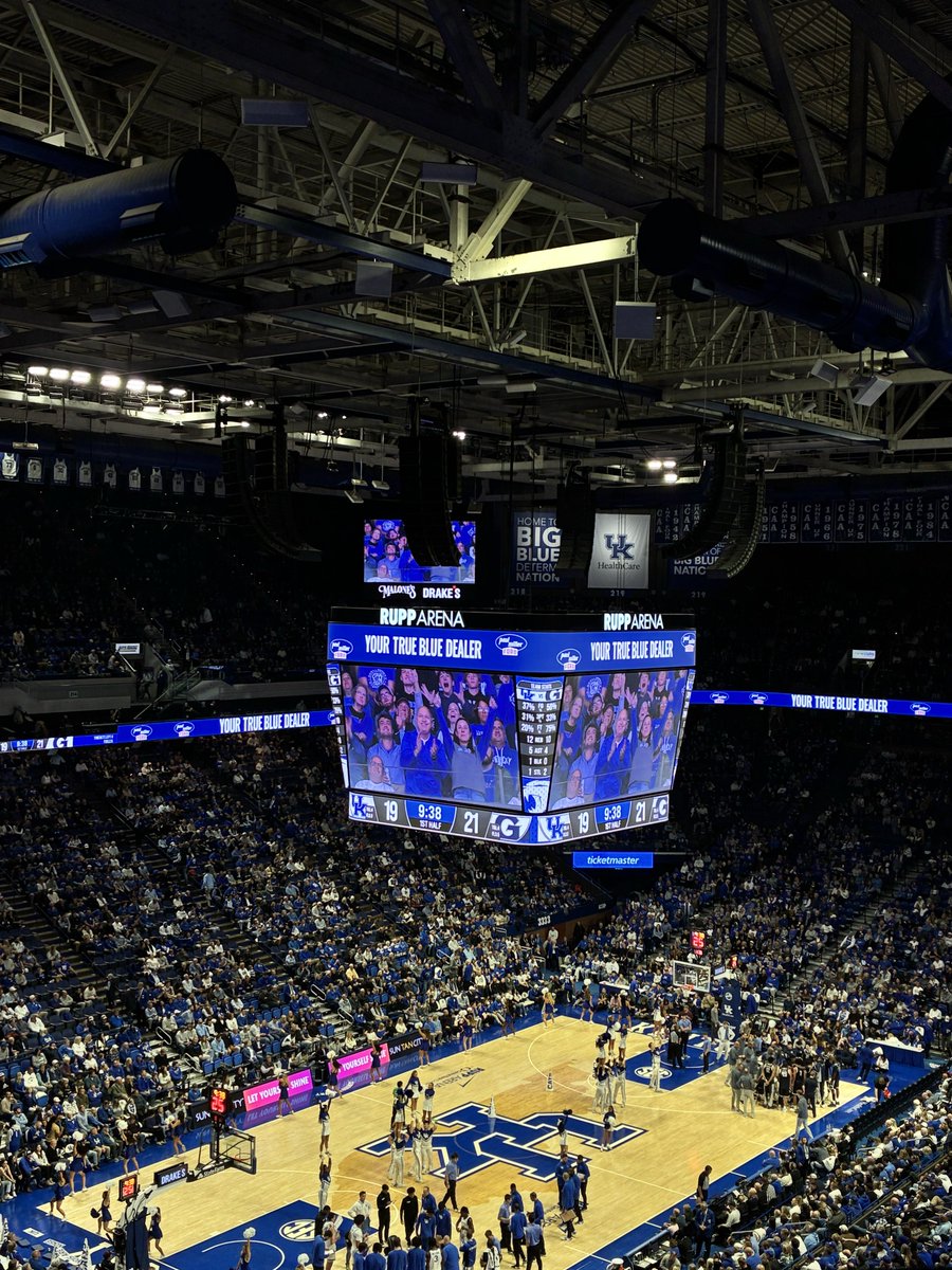 Georgetown leads 21-19 after another triple, and Kentucky calls a timeout.

The Hoyas came to play. 9:38 to go in the first half.