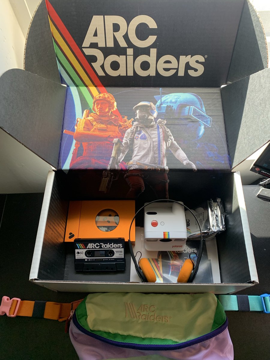 Happy Launch Day <a href="/ARCRaidersGame/">ARC Raiders</a> &amp; <a href="/EmbarkStudios/">Embark Studios</a> ! Thanks for the cool stuff! 🎉