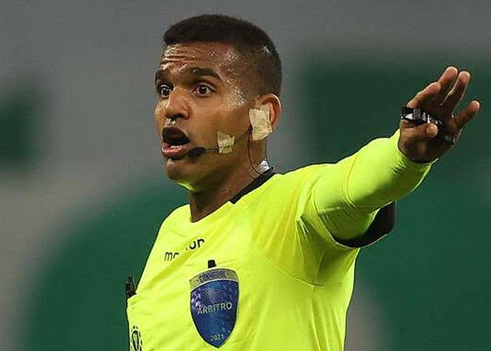 quimier's tweet image. 1996: Alfredo Rodas
2025: Alexis Herrera 

Diferencia de 29 años, mismo robo. #UdeChile #Sudamericana #VamosLaU