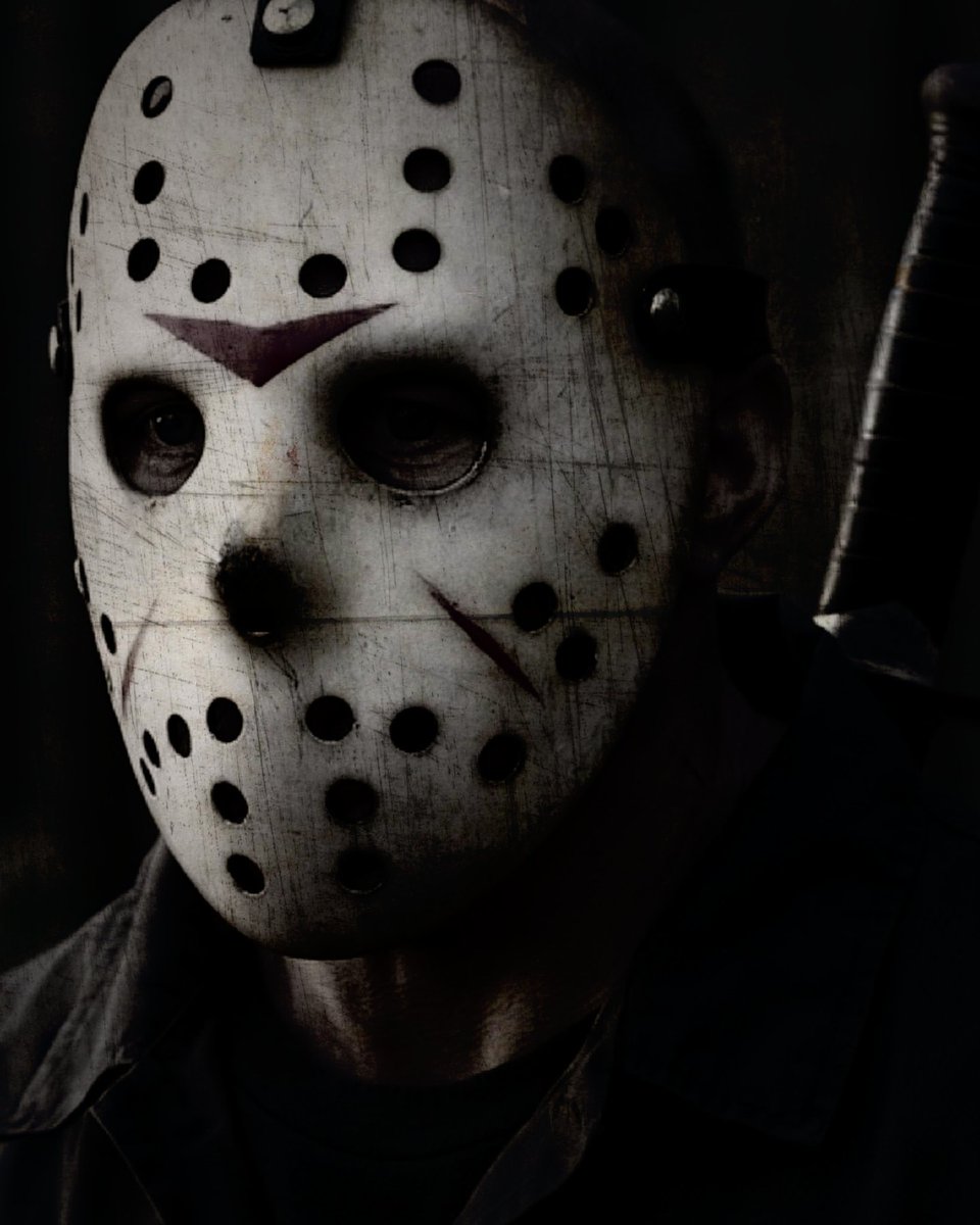 Voorhees loves me
He loves me not