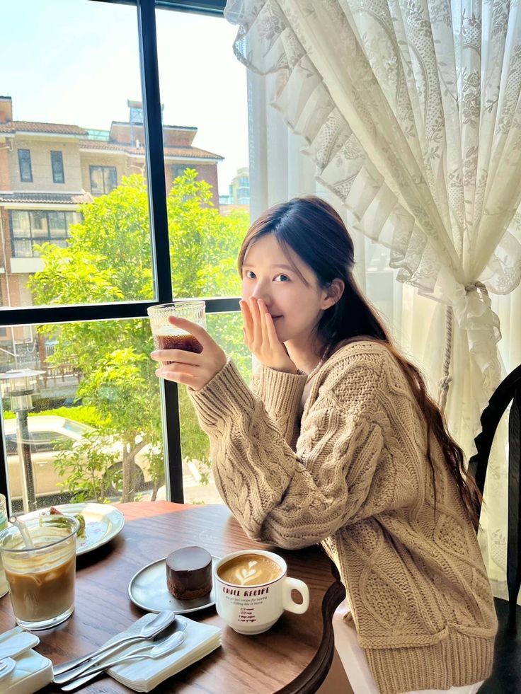 Dita anggia. ʰᵃᵖᵖʸᵍⁱʳˡ tweet media