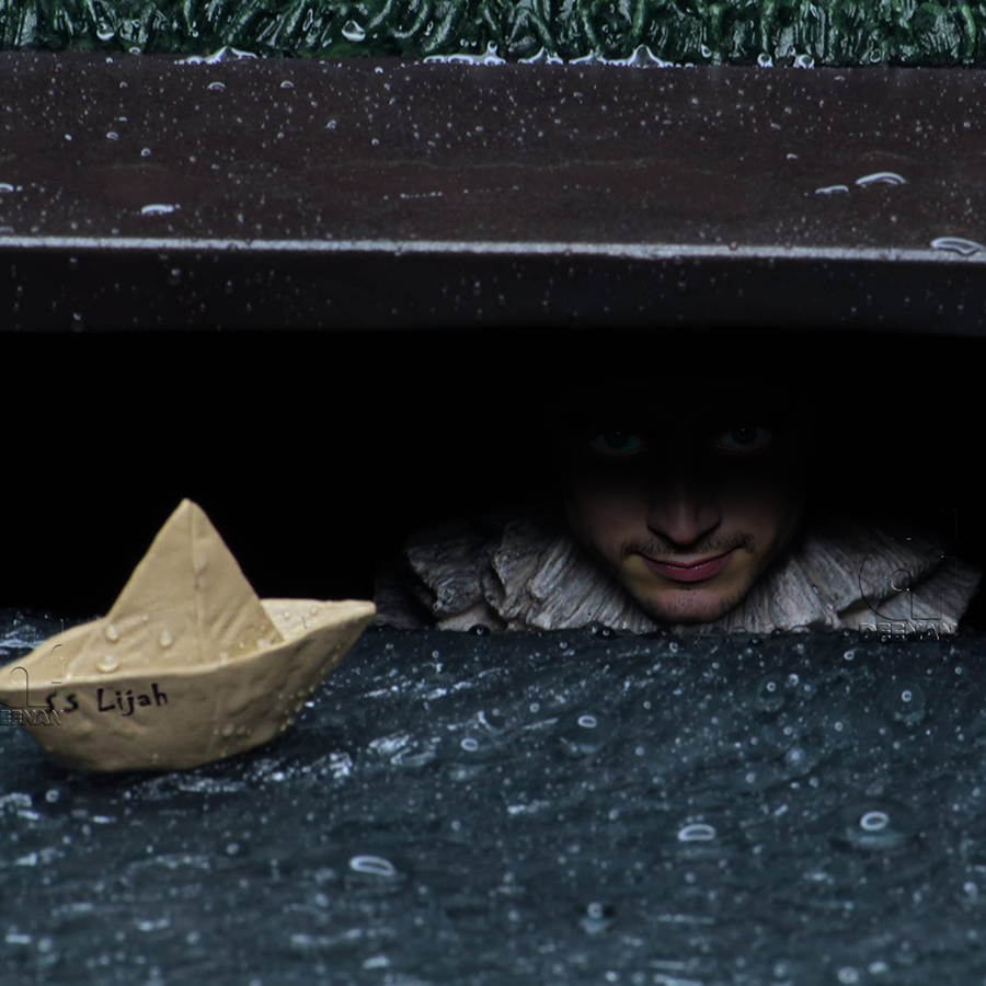 Don't be afraid. It's just the new recap on Always and Forever. Happy Halloween! 👉🏾 always.elijahwood.org