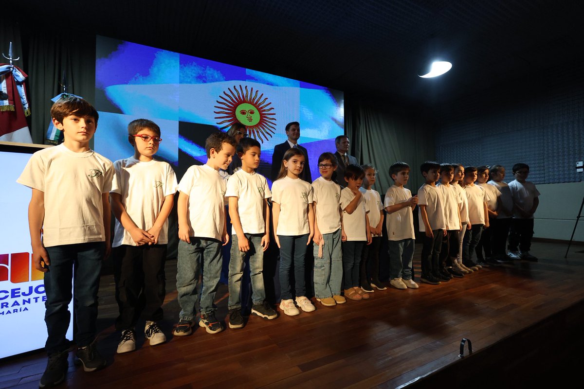 📌 La transformación de Villa María es la mejor prueba de que se puede gobernar con eficiencia y sin endeudar. 

De una ciudad dividida y con deuda, pasamos a ser un modelo de gestión con 100% de servicios esenciales. Nuestra clave es escuchar, planificar y transformar con