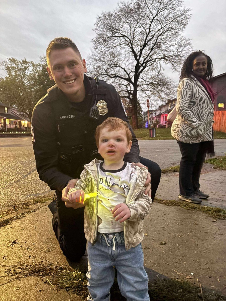 My grandson made a new friend tonight 😊