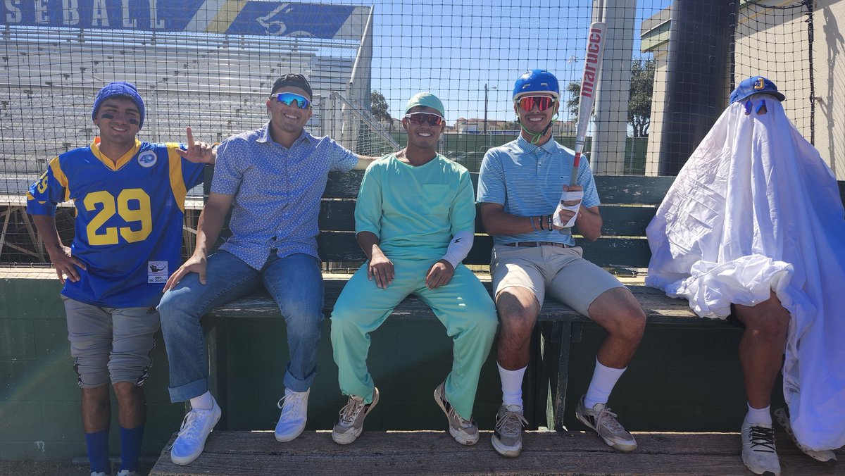 #BackThePack tweet media