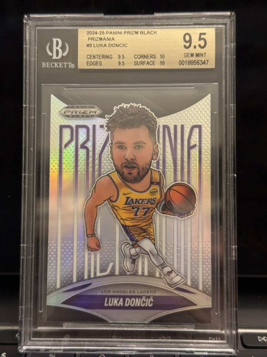 paullydoughnuts's tweet image. #paullyconsigns 
$4k LUKA MAGIC (PSA 10 cross??) 
#thehobby #gettostackin