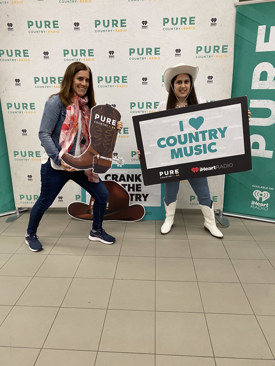 Not too late to grab tickets to <a href="/jessmoskaluke/">Jess Moskaluke</a> TONIGHT at <a href="/ACT_Ottawa/">Algonquin Commons Theatre</a> ‼️ Box office is open until 8:30 - fans are lining up and ready to crank up the country 🤠