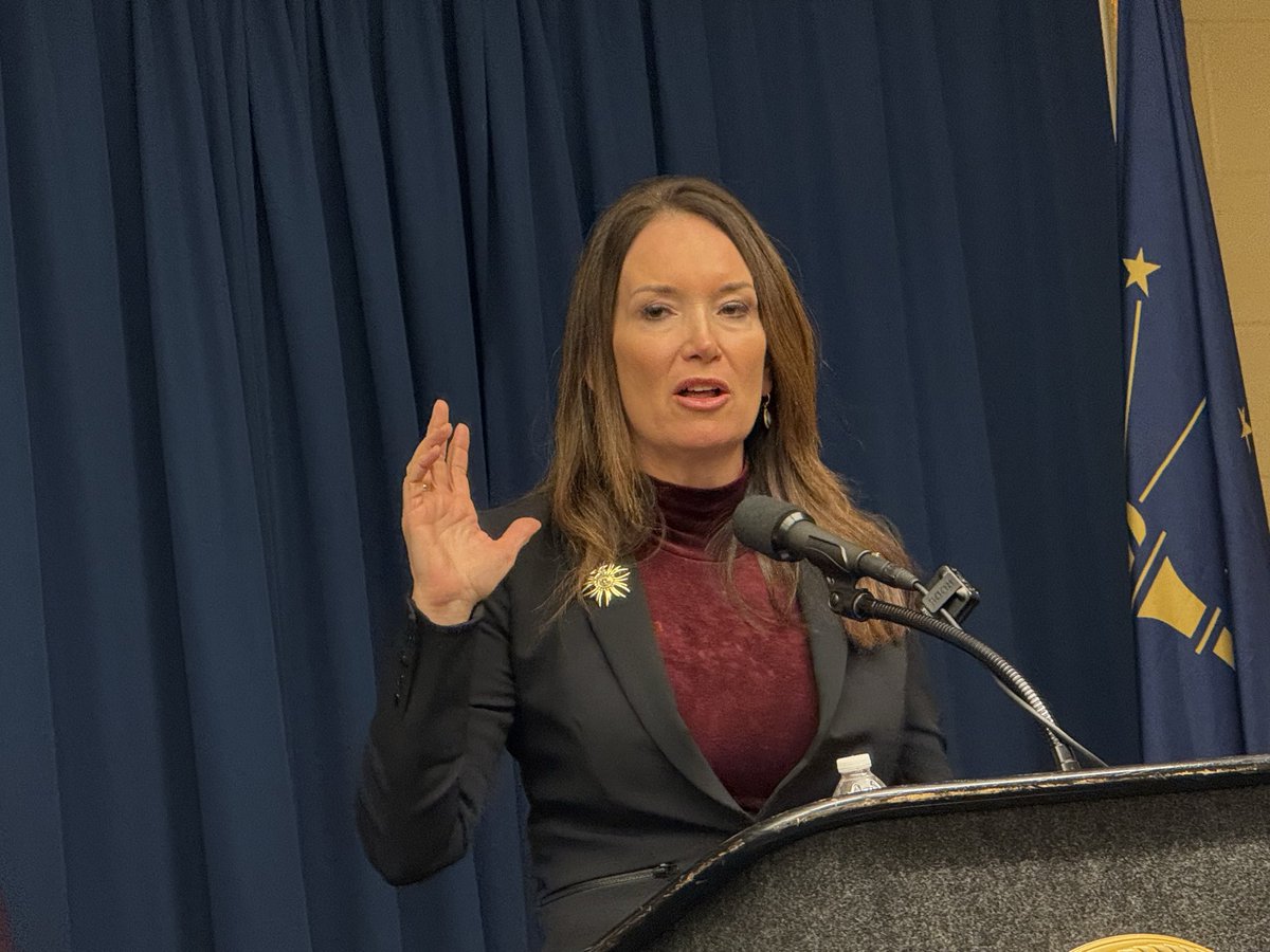 Hearing from <a href="/SecRollins/">Secretary Brooke Rollins</a> as she talks the border not opening to beef from
Mexico, beef from Argentina-she said she understands the frustration of the cattle
producer who sit at a 75 year low. There will be an ad campaign encouraging consumers to buy American beef.