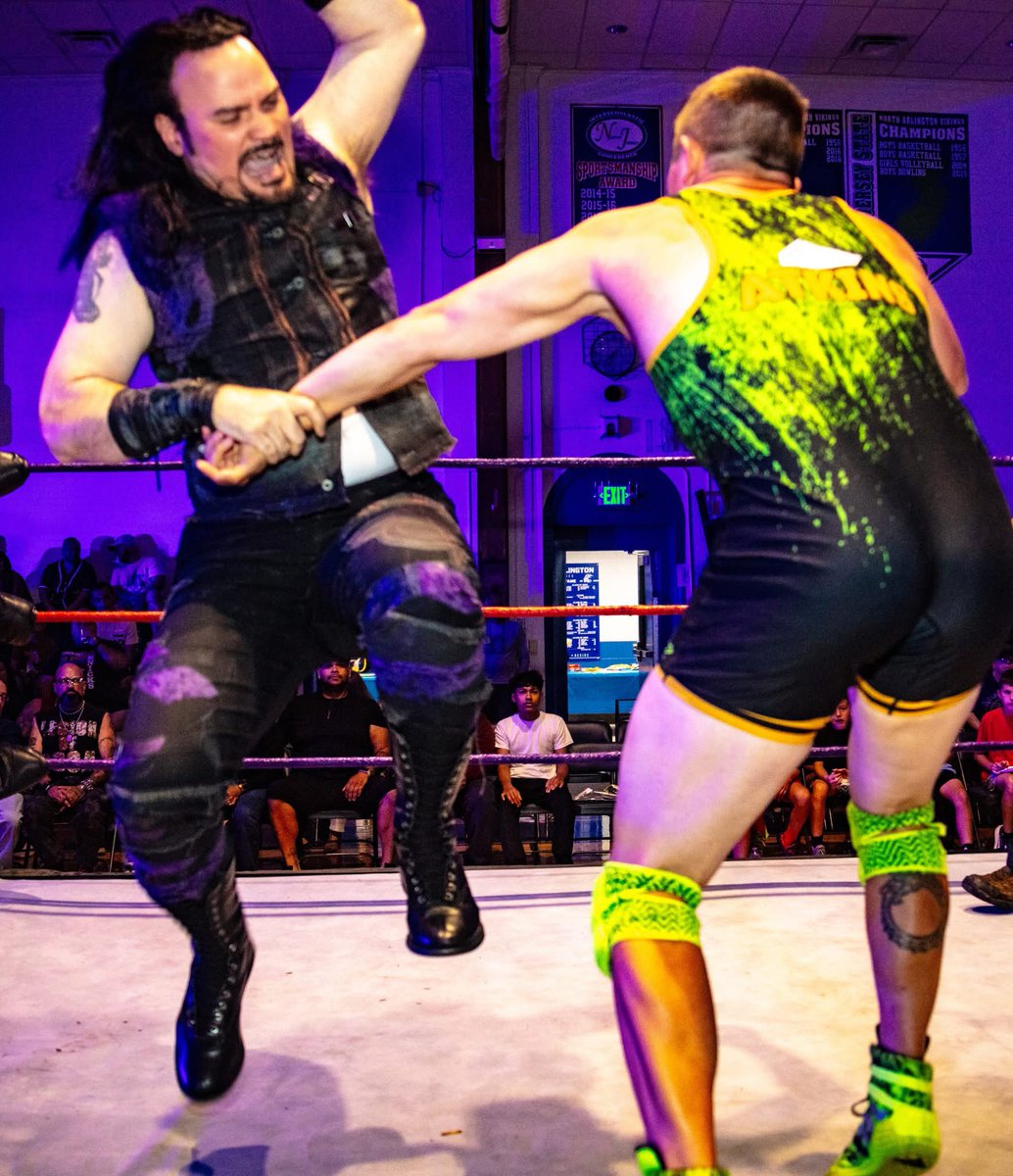 WrestlingIWF's tweet image. In North Arlington, All-American Brian Atkins (w/ @EastSideDave) def. @DarkOracleSage in a Loser Leaves Town Match due to outside interference by Robert Atkins. campiwf.com/2025

📸: @biga614