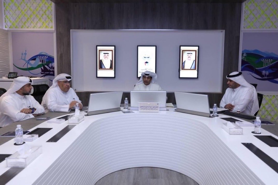 وزير (الإعلام): استضافة دولة الكويت اجتماع الجمعية العمومية للاتحاد الآسيوي للصحافة الرياضية 2026 تجسد الريادة القارية
 
- وجه عقب لقائه رئيس وأعضاء لجنة الإعلام الرياضي الكويتية إلى تقديم كافة التسهيلات لإنجاح هذا التجمع الإعلامي الكبير