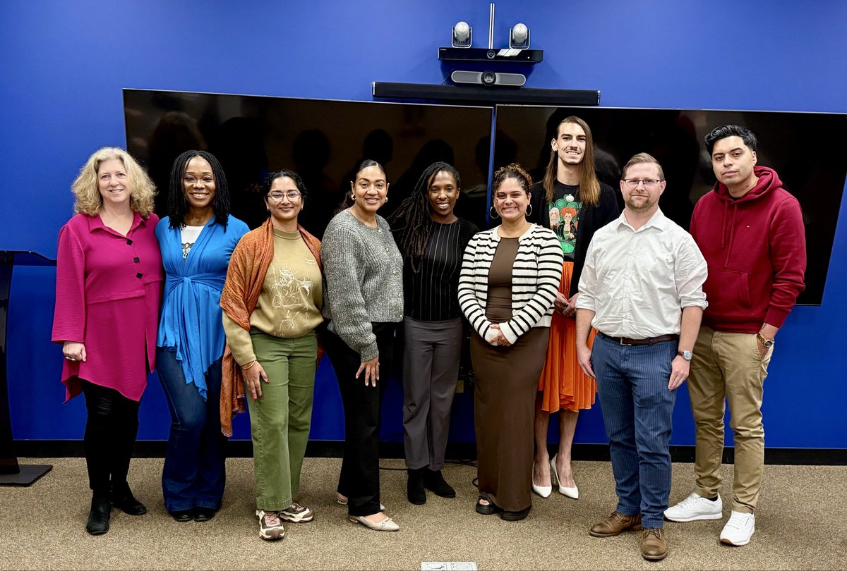 Hey_JessV's tweet photo. Members of the @RaisingRI coalition met this morning to set our agenda for the 2026 legislative session. Together, we’re ready to fight for RI’s poorest families—because we refuse to forget the most vulnerable in our state. #EndPoverty #RaisingRI https://t.co/PnZWoxptan