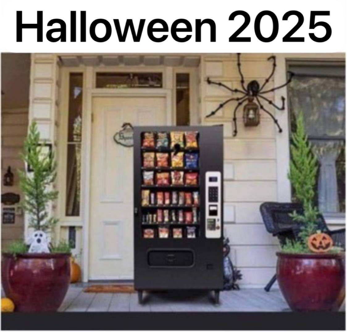 DonnaG1685411's tweet image. Got your candy ready? 😂😂😂😂😂