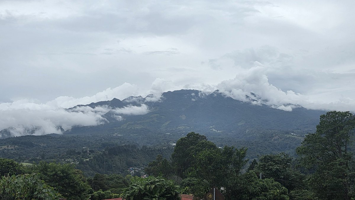 El precioso Volcán Barú

30/10