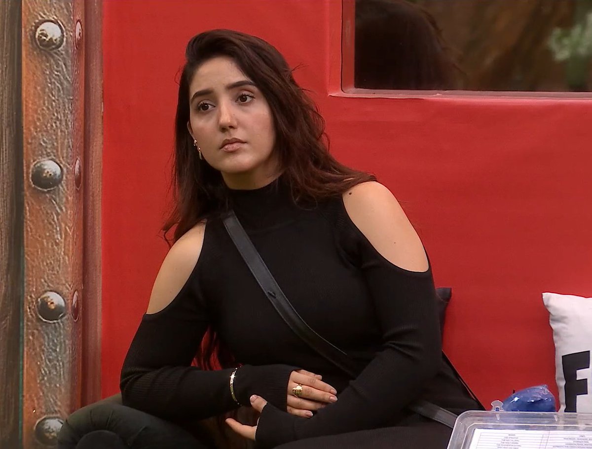 Deserving top 4 fr..

Shek- fierce, savage, passionate

GK- strategic thinking, pivotal role, mature insight

More- Strong opinions, wise reasoning, prudent judgement

Ash- kind, humble, soft-hearted, real, dignified

#GauravKhanna #AbhisekhBajaj #PranitMore #AshnoorKaur #BB19