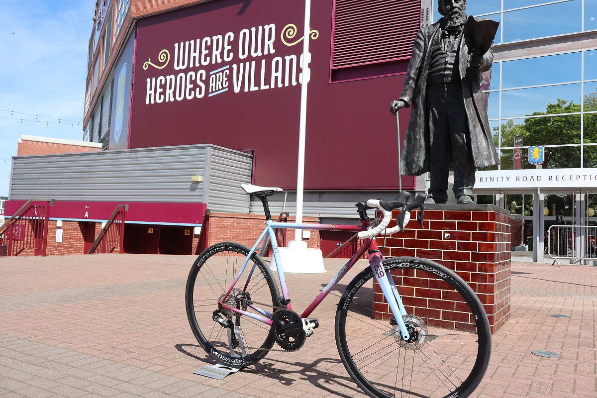 gruffsenan's tweet photo. Dear @KensingtonRoyal,
As a lifelong #AVFC fan, we’d love to welcome you to @MercianCycles in Derby home of hand-built British bikes since 1946 to see how we craft our frames &amp; maybe fit you up for your own Villa-inspired Mercian! 
#Cycling #VillaFamily #MentalHealthAwareness https://t.co/qSVgAT0F9g