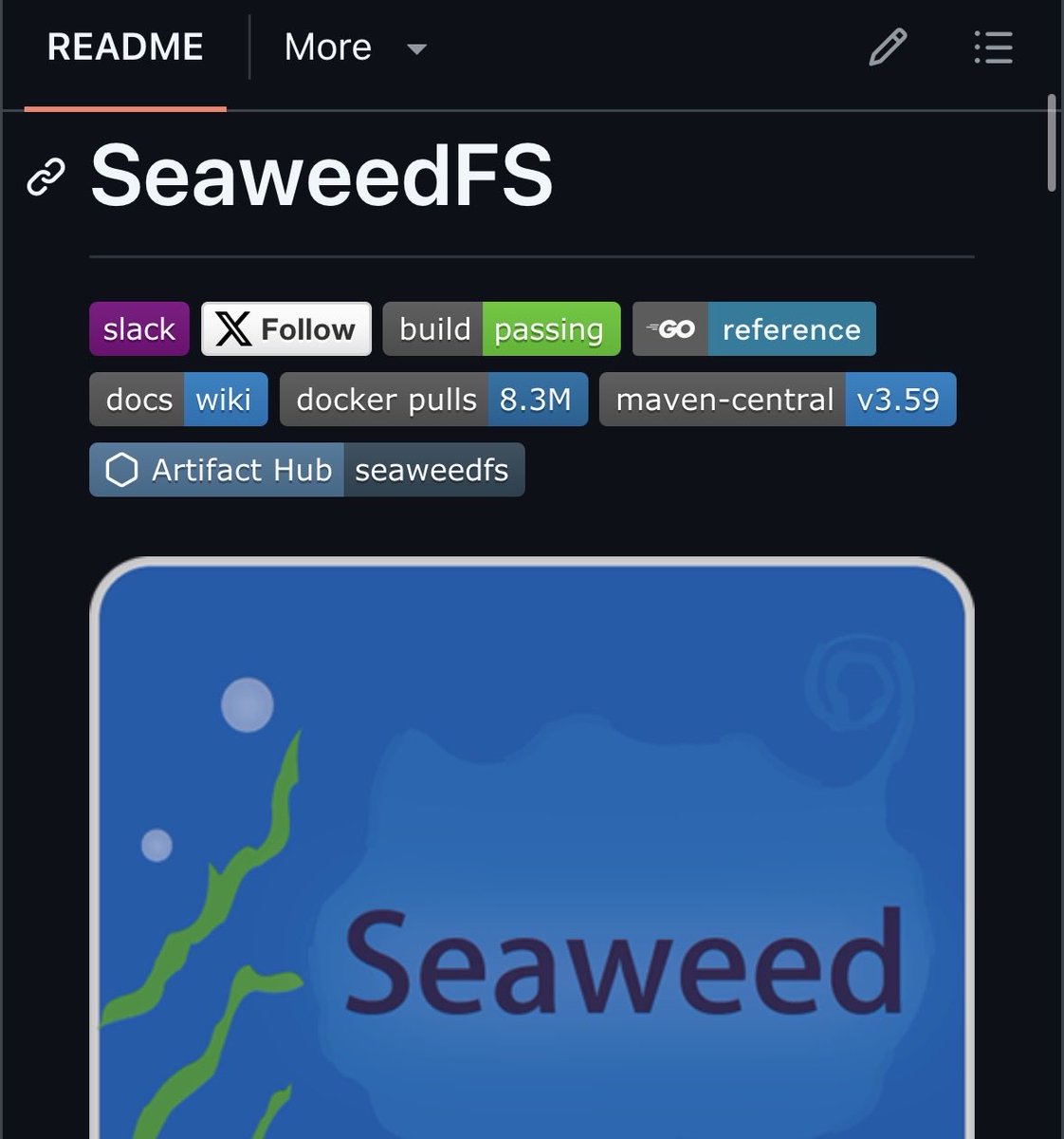 Almacenamiento distribuido ultrarrápido que escala a miles de millones de archivos. Búsqueda en disco O(1), compatible c
