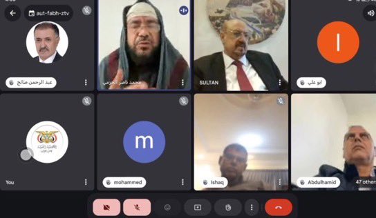 تصريحات مجلس النواب اليمني اليوم بعد عقد من الغياب لم تأت صدفة ، بل تزامنت مع تصعيد الحوثي وتهديداته الأخيرة !

وهكذا هي أحزاب الشرعية المتخاذلة تتناوب الأدوار :
الحوثي بالسلاح ، والنواب بالتصريحات ، والإصلاح بالإعلام ،
والنتيجة واحدة .. ضرب الجنوب والإقليم العربي

مجلس النواب