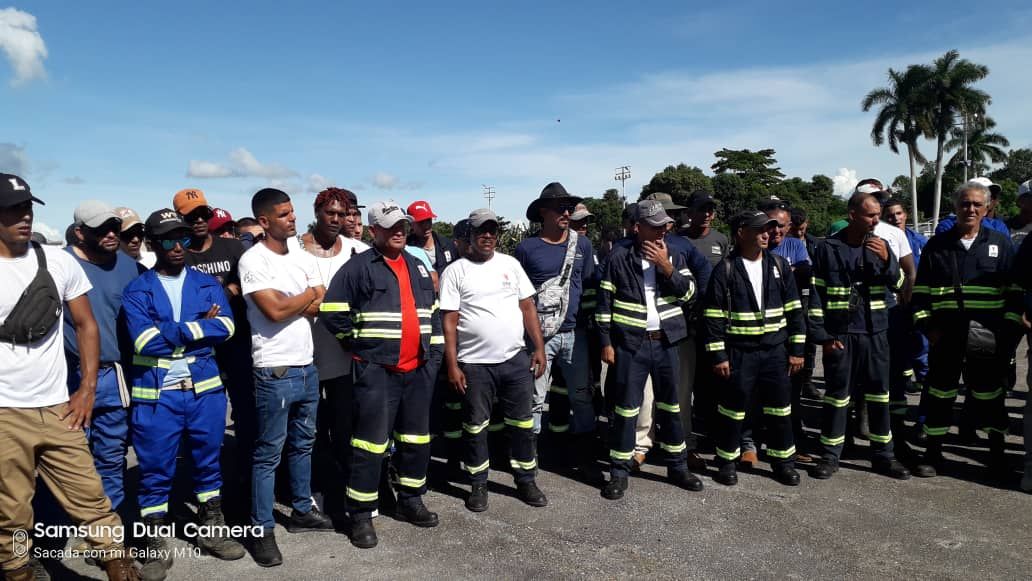 Lacier Crespo Pérez: Llevamos en el corazón el amor de nuestro pueblo

cubadebate.cu/opinion/2025/1…