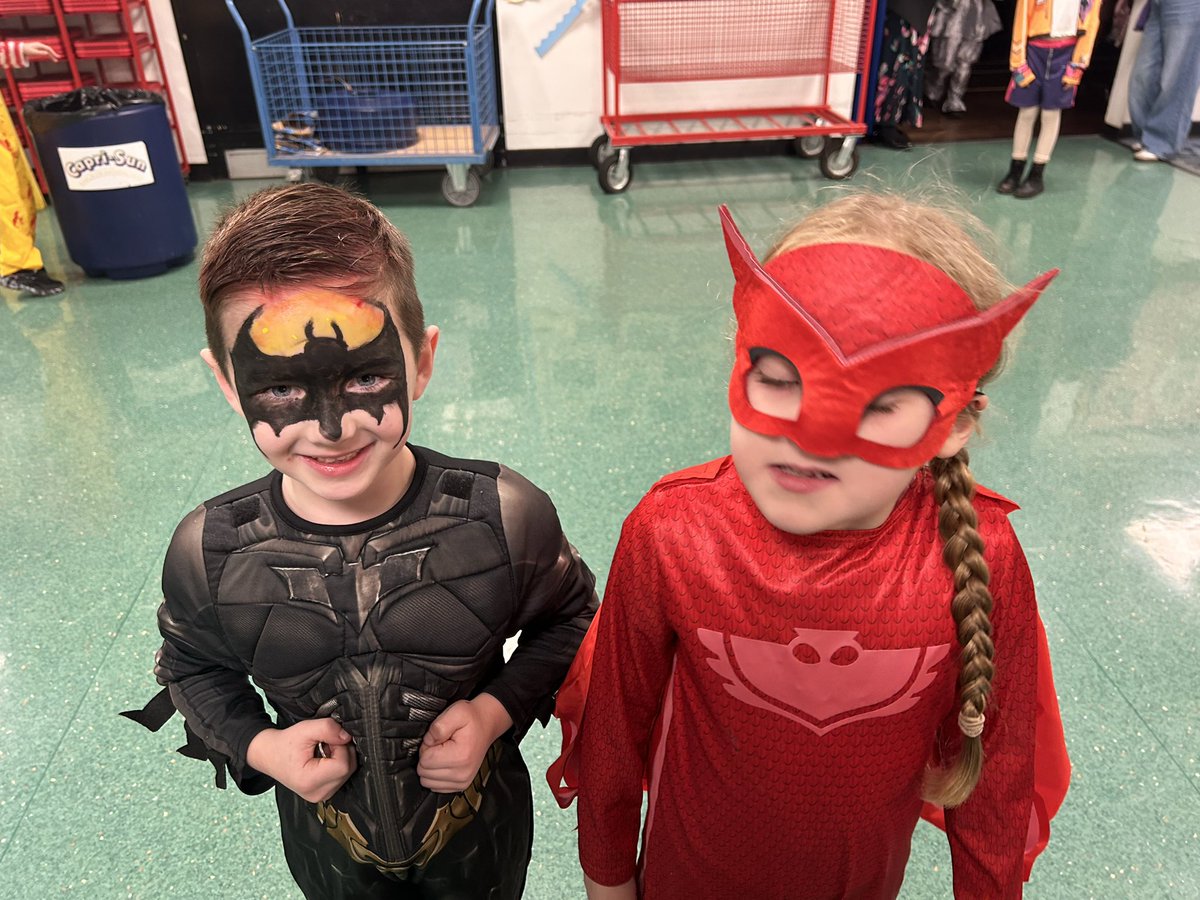 Fantastic Halloween Party and looking forward to more fun and more pictures tomorrow. 🎃<a href="/BerryhillPN/">Berryhill P. & N.</a> <a href="/MrsCroninBhill/">Mrs Cronin</a>