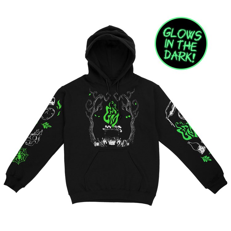 MythicalOutfits's tweet photo. Link: From today’s GMM - 

‘GMM Glow-in-the-dark Cauldron Hoodie’ via @mythicalstore ($64.99)

‘Crocs Classic Boat Shoe Koi Fish/Tan’ available via @Huckberry ($65) https://t.co/lKy9ocShWE