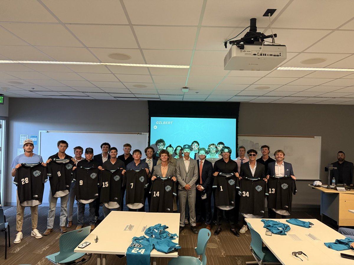 Draft Night!

And the picks are in…

#HowlYeah #FallWorldSeries