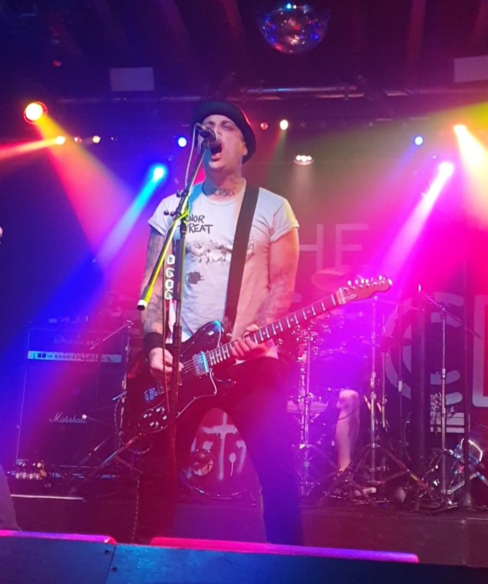 Devastated to have just heard the news about Scott Sorry. Saw him recently in Bristol when he toured the UK with <a href="/CJWildheart/">CJ Wildheart</a> Joining <a href="/TheWildhearts/">The Wildhearts</a> family in sending love to all his family 🖤 #Whenwewerekings gonna get a blast tonight