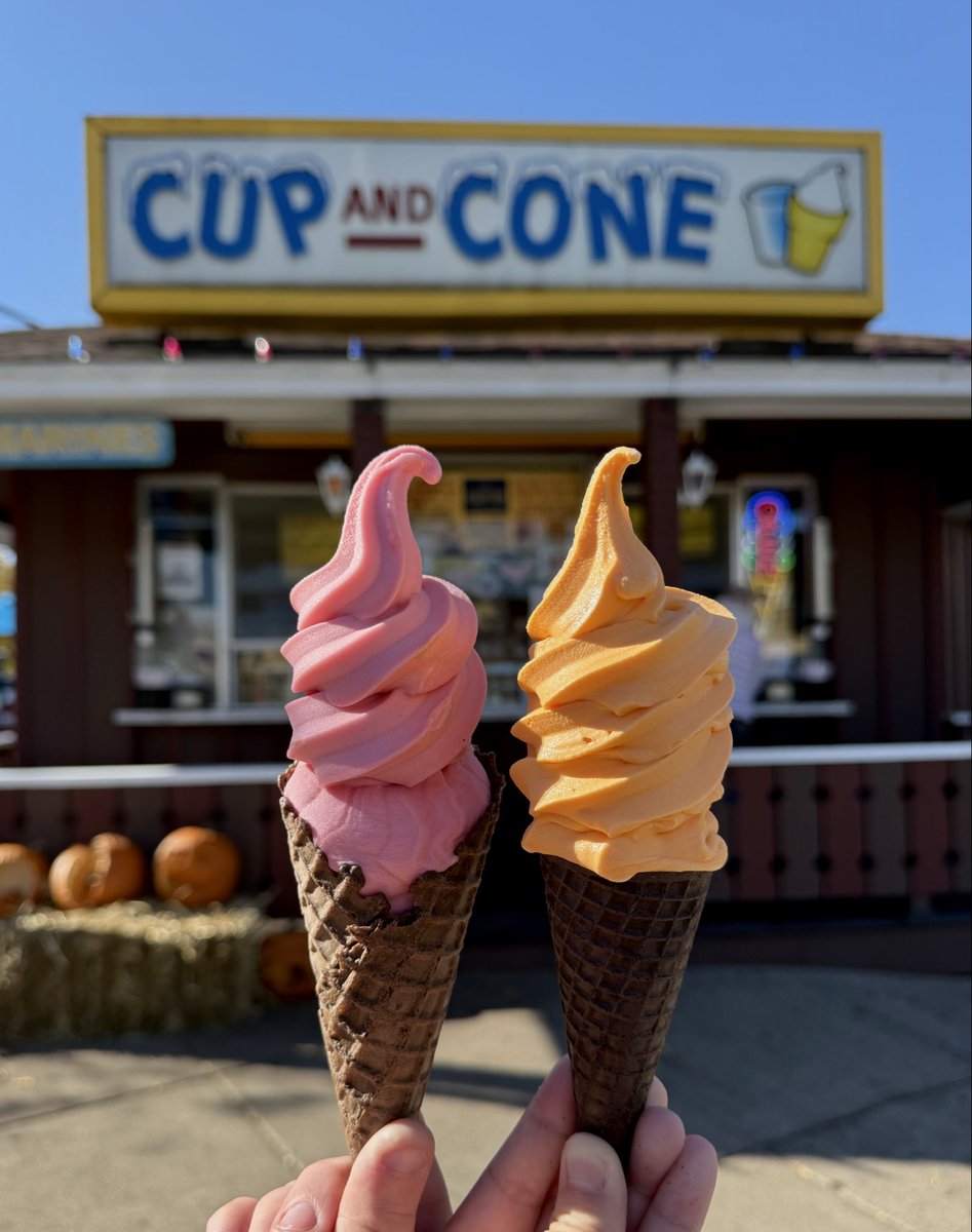 Pumpkin &amp; Strawberry Dole Soft Serve are the flavors of the day for Thursday 10/30! 

Cup and Cone will be closed on Halloween!