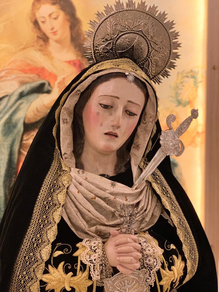 Nuestra Señora del Carmen Doloroso ya se encuentra en los columbarios de nuestra parroquia del Corpus Christi, donde estará expuesta a la veneración de los fieles 
#CofradiasMLG
#SacramentaldelCarmenDoloroso
