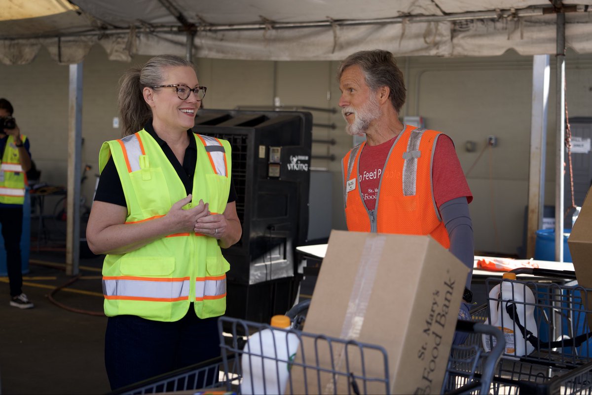 Governor Katie Hobbs tweet media