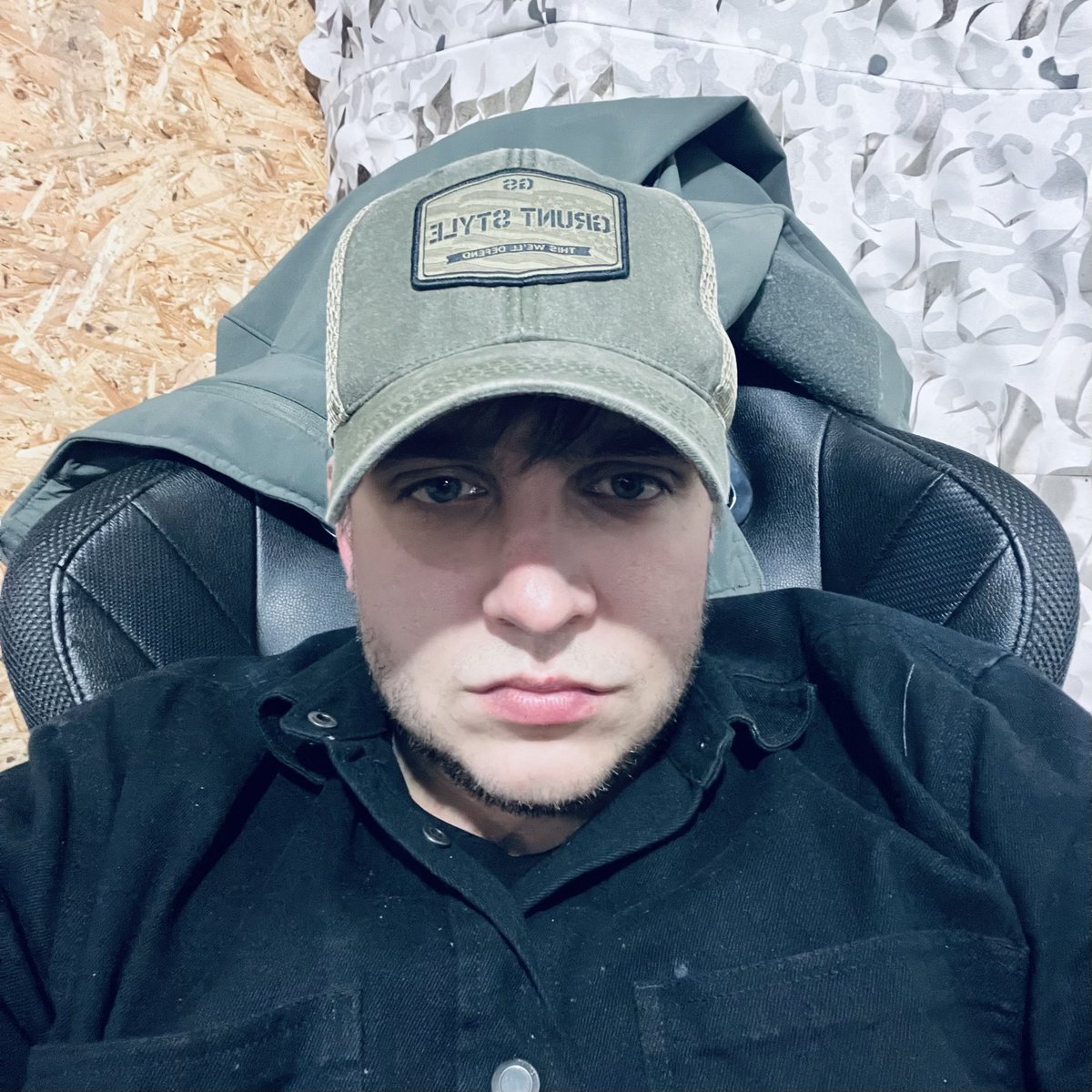 сихівський батон tweet media