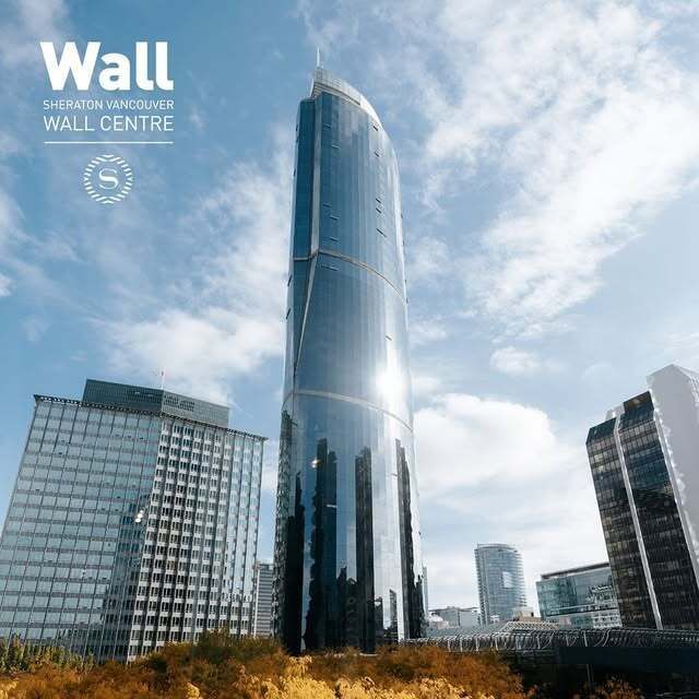 Towering high above the city, the Sheraton Vancouver Wall Centre combines sleek comfort with unbeatable downtown access. A true Vancouver landmark. 🏨✨
Book your stay at stayvancouverhotels.com and discover the best of Vancouver! 
📷 @wallcentrevancouver