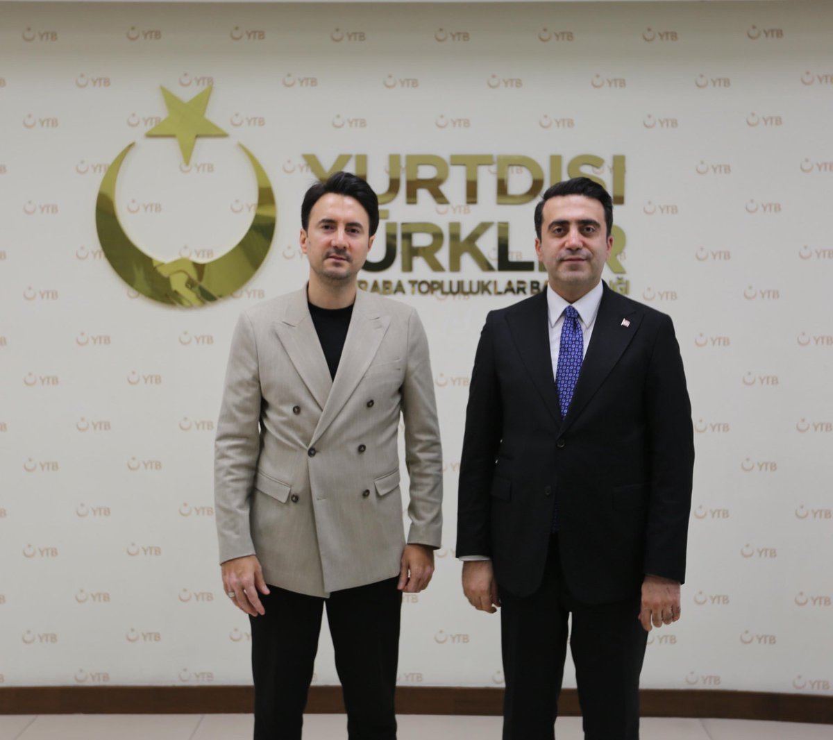 Türkiye Futbol Federasyonu Başdanışmanı ve UEFA HatTrick Komitesi Üyesi Sn. <a href="/YusufYerkel/">YusufYerkel</a>’i Başkanlığımızda misafir ettik.

Nazik ziyaretleri dolayısıyla teşekkür ediyor, çalışmalarında kolaylıklar diliyorum.