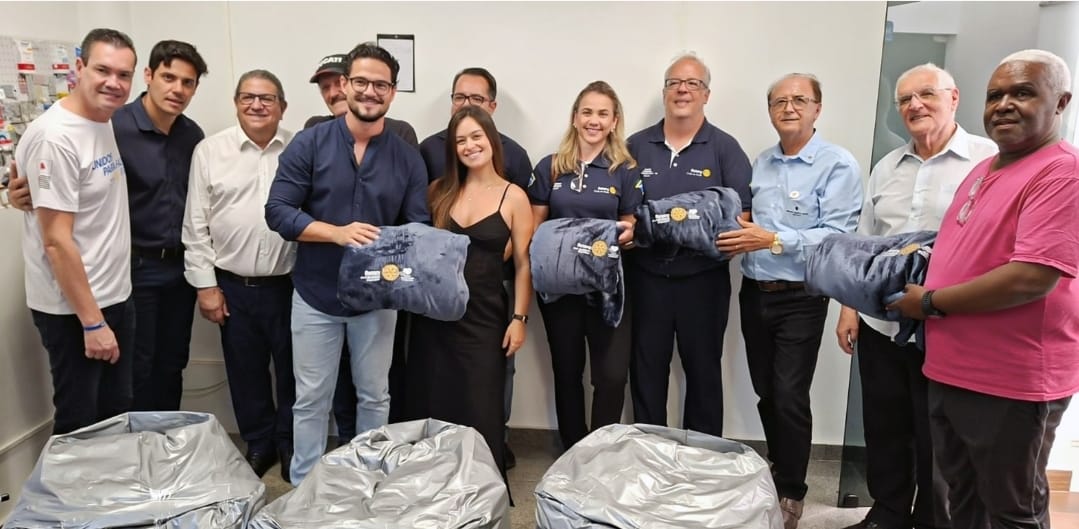 O Rotary Club de Franca-Imperador, SP, doou 240 cobertores à unidade de Hemodiálise do Grupo Santa Casa de Franca. A ação beneficia pacientes de toda a macrorregião do Departamento Regional de Saúde, que atende cerca de 1 milhão de pessoas. #Rotary #PessoasEmAção