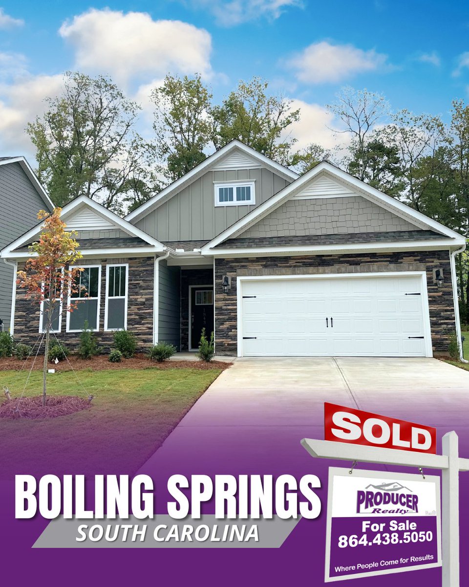 ProducerRealty's tweet image. Another chapter begins for our happy buyers who just got the keys to their brand new home 🏡💙

If you’re ready to find your own dream home, call us or send us a DM — we’d love to help make it happen! 📞💬

#sold #newconstructionhomes #newbuild #boilingspringssc