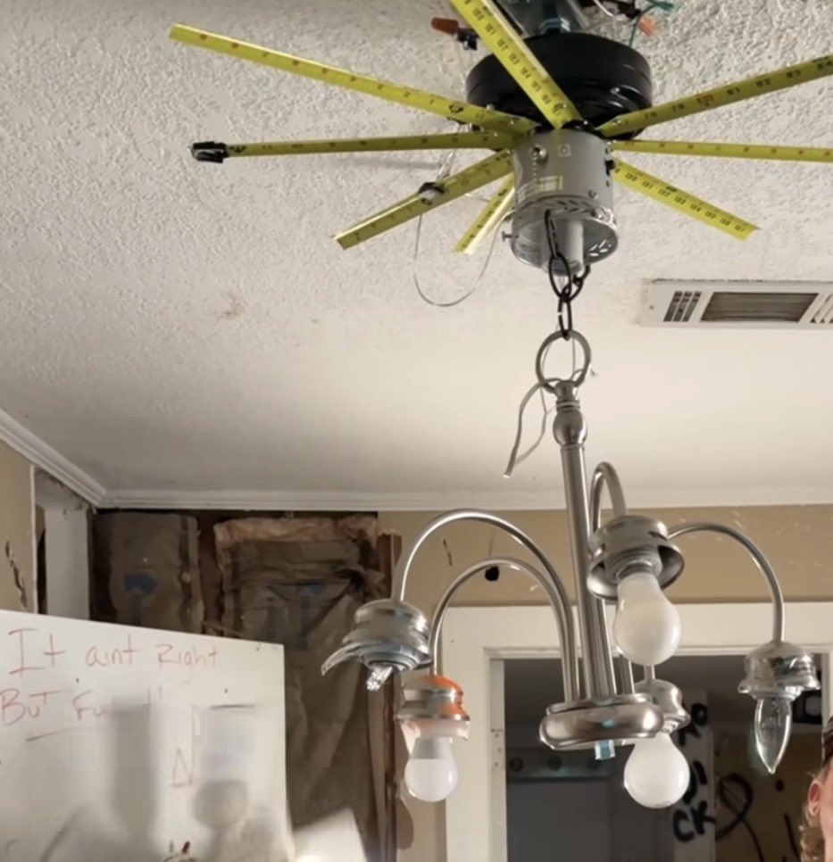 there wasnt enough #light &amp; airflow in this room B4 me &amp; weasel fixed it