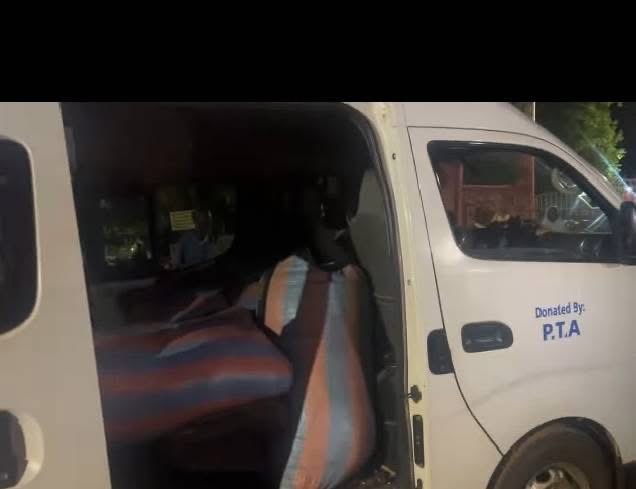 Hajjyass70's tweet image. The bursar of Northern School of Business (Nobisco) in Tamale was caught transferring food supplies meant for students to her house. The report suggests this isn't her first time, which prompted eyewitnesses to visit her house, where more food was discovered in her storeroom. Howโฆ