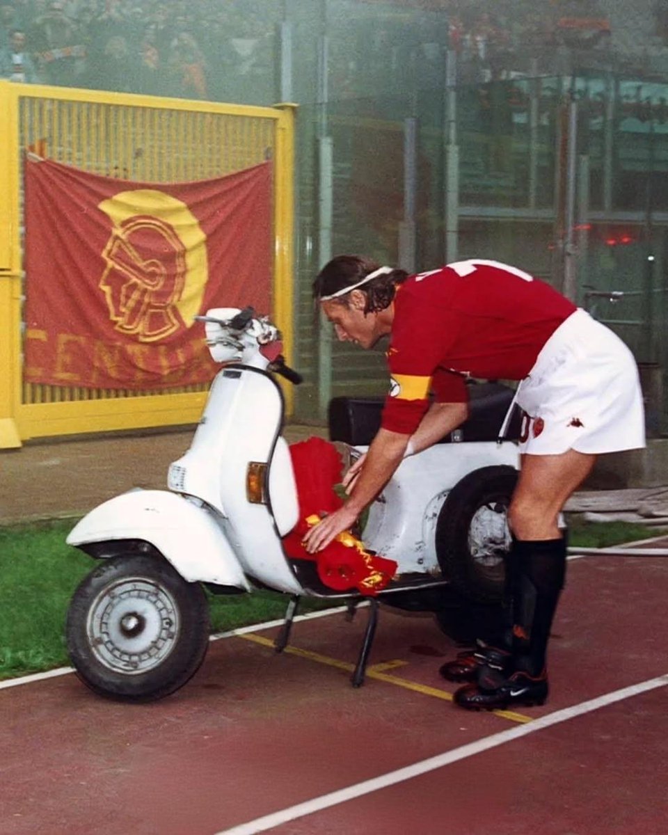 AS Roma Pics That Go Hard (@hardasromapics) on Twitter photo 