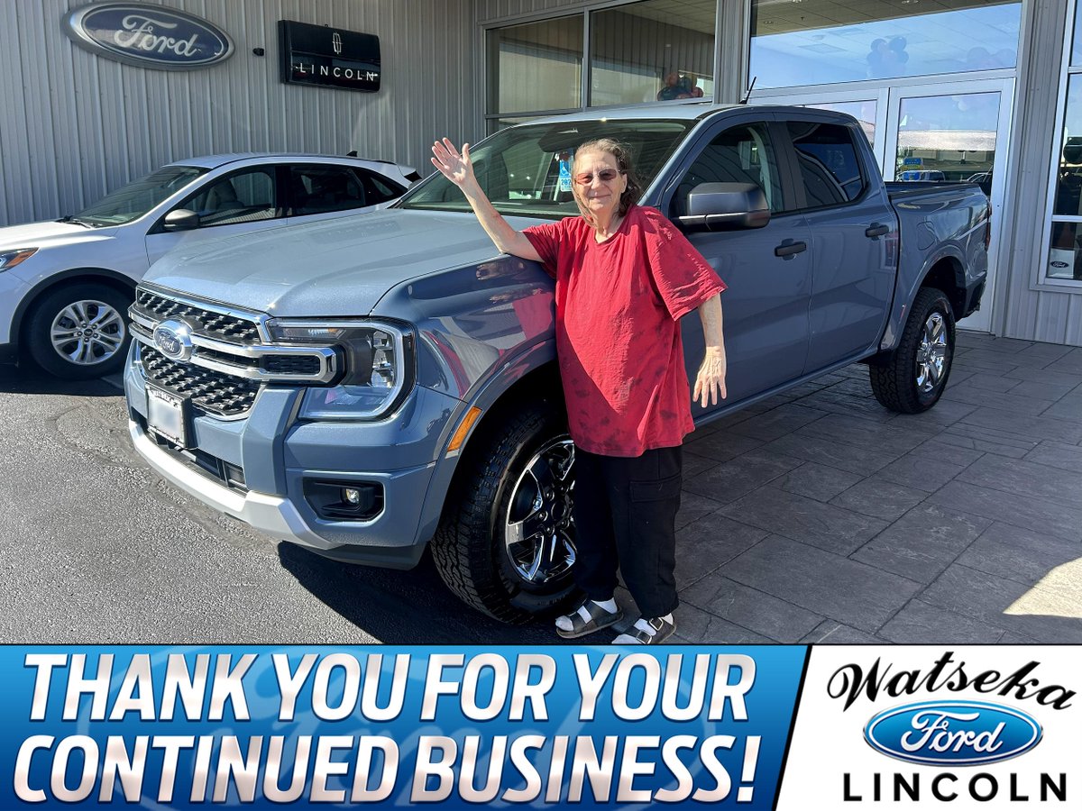 WatsekaFord's tweet image. Rose is rolling out in style with her all-new Ford Ranger! 💪🎉 Thank you for trusting Watseka Ford once again and for working with Jose to make it happen. We hope you love your new truck! 🛻💙 #WatsekaFord #FordRanger #RepeatCustomer #ThankYou