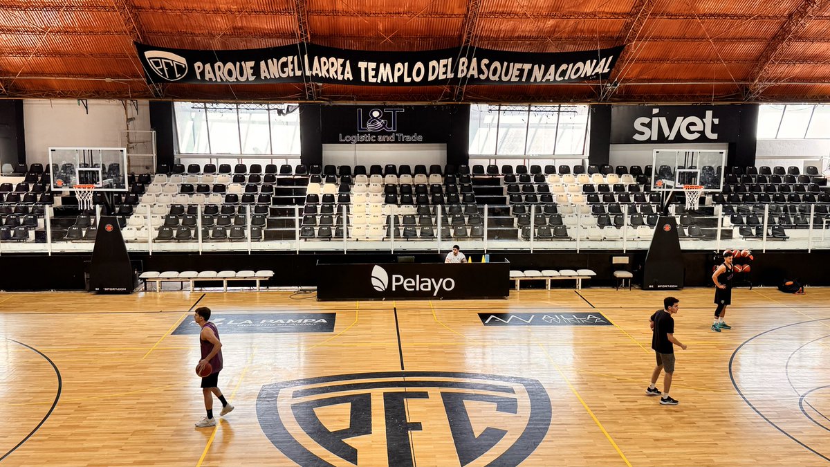 basquet_pfc's tweet photo. 😍 “𝗣𝗮𝗿𝗾𝘂𝗲 𝗔́𝗻𝗴𝗲𝗹 𝗟𝗮𝗿𝗿𝗲𝗮, 𝘁𝗲𝗺𝗽𝗹𝗼 𝗱𝗲𝗹 𝗯𝗮́𝘀𝗾𝘂𝗲𝘁 𝗡𝗮𝗰𝗶𝗼𝗻𝗮𝗹” 🖤🤍🖤

#DalePico ⚫️⚪️⚫️
#LaLigaArgentina 🏀 https://t.co/eWt6Da2XQ4