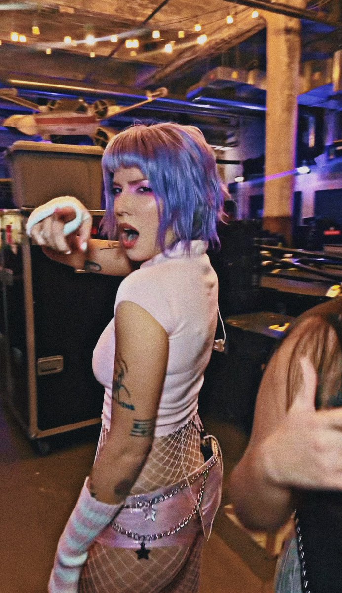 rainyangelx's tweet image. obsessed forever &amp;lt;3