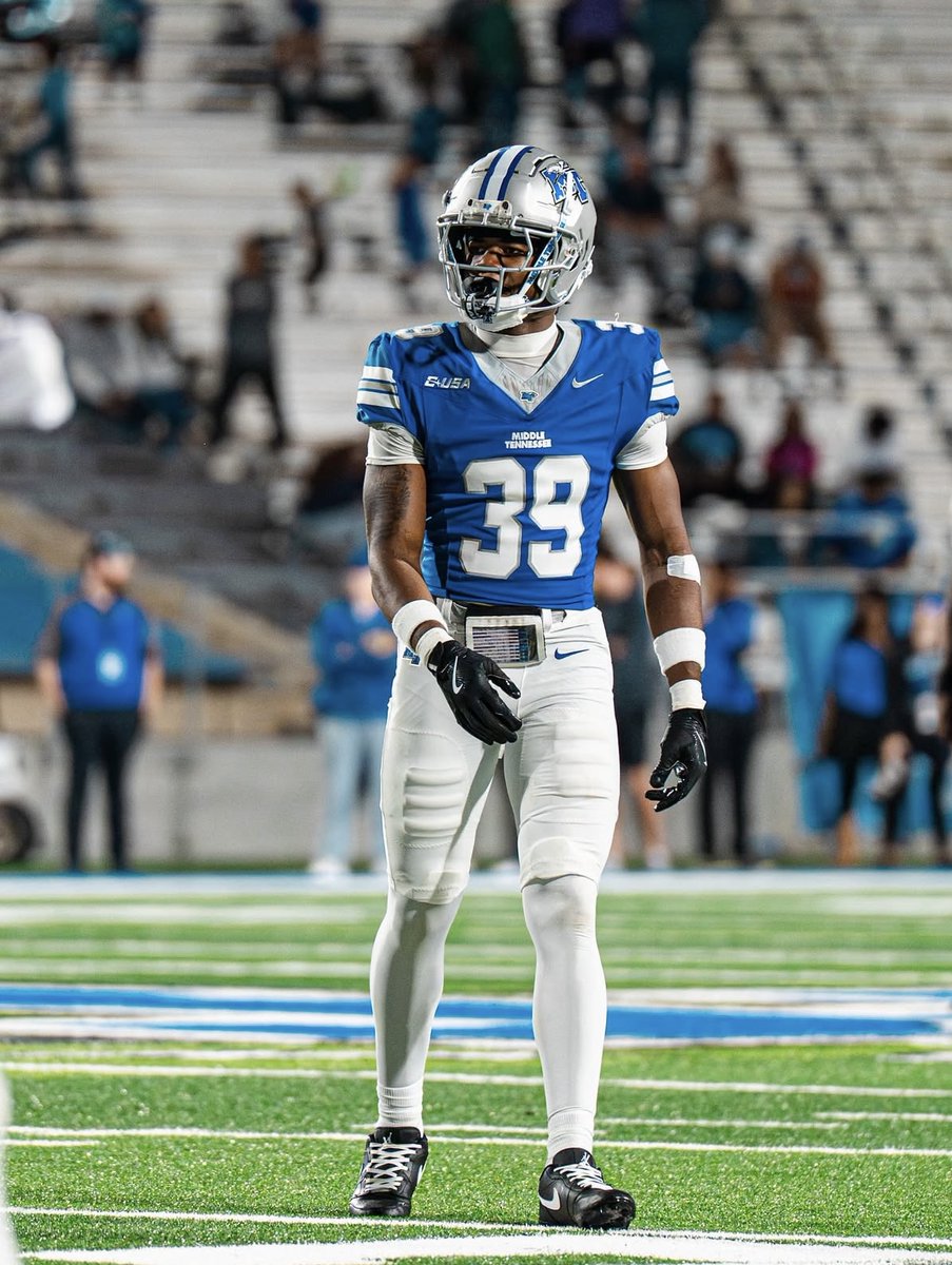#MTSU freshman DB Chris Noble made his first collegiate start last night and impressed.

Derek Mason likes playing his young guys if they're ready, and Noble certainly was.

"The earlier you play, the better you become."

Read about him in the link below
open.substack.com/pub/gomiddle/p…