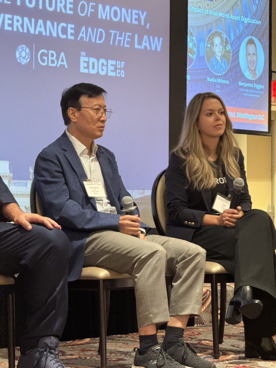 DomiChain tweet media