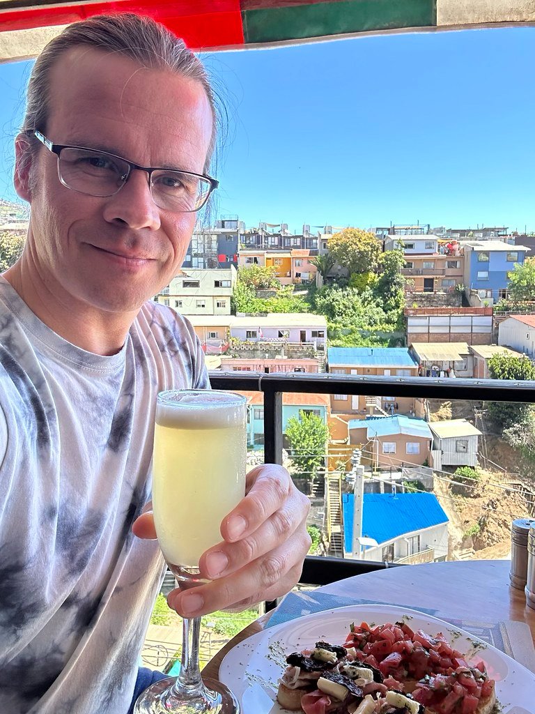 La Pizza del Ascensor. Avenida Alemania 7523. Cerro Mariposa, Valparaíso flic.kr/p/2rAEZQ5 #apuntesyviajeschile #apuntesvalparaiso #valparaisochile 🚎🇨🇱 #cerromariposa 🦋