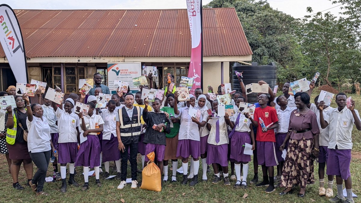 Rotaract Club of Victoria Nile (The Pelicans) tweet media