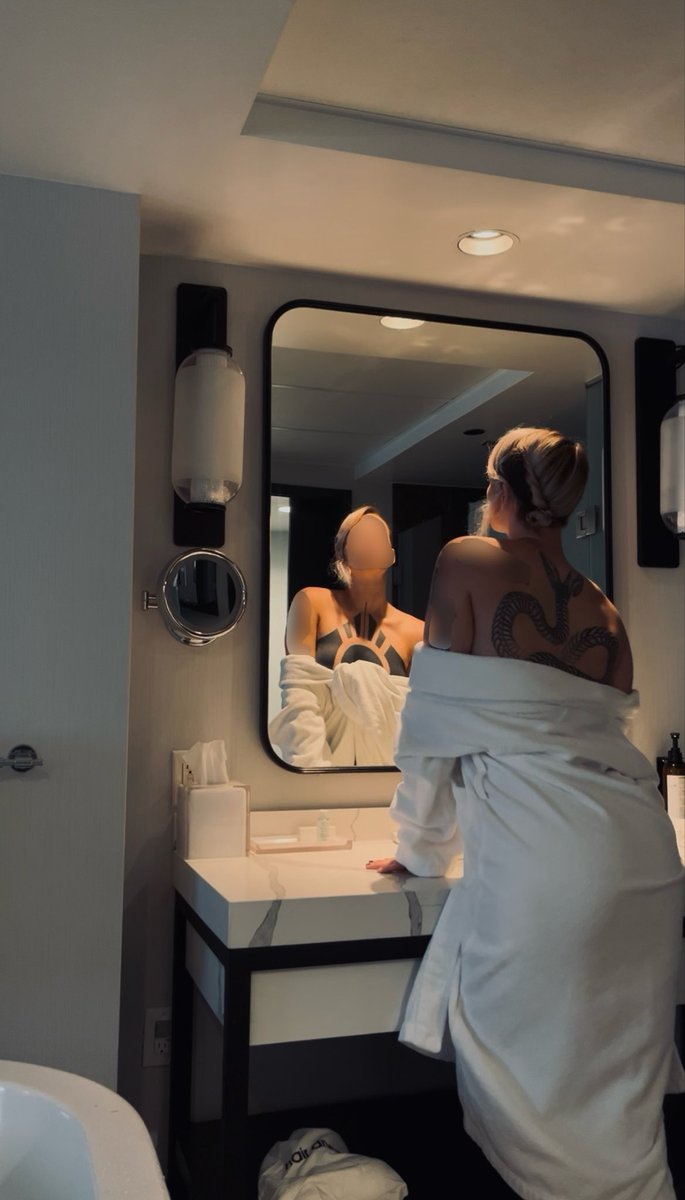 Jetting away for a weekend escape tomorrow through Monday! Happy Halloween, I’ll reply to emails when I return 😘