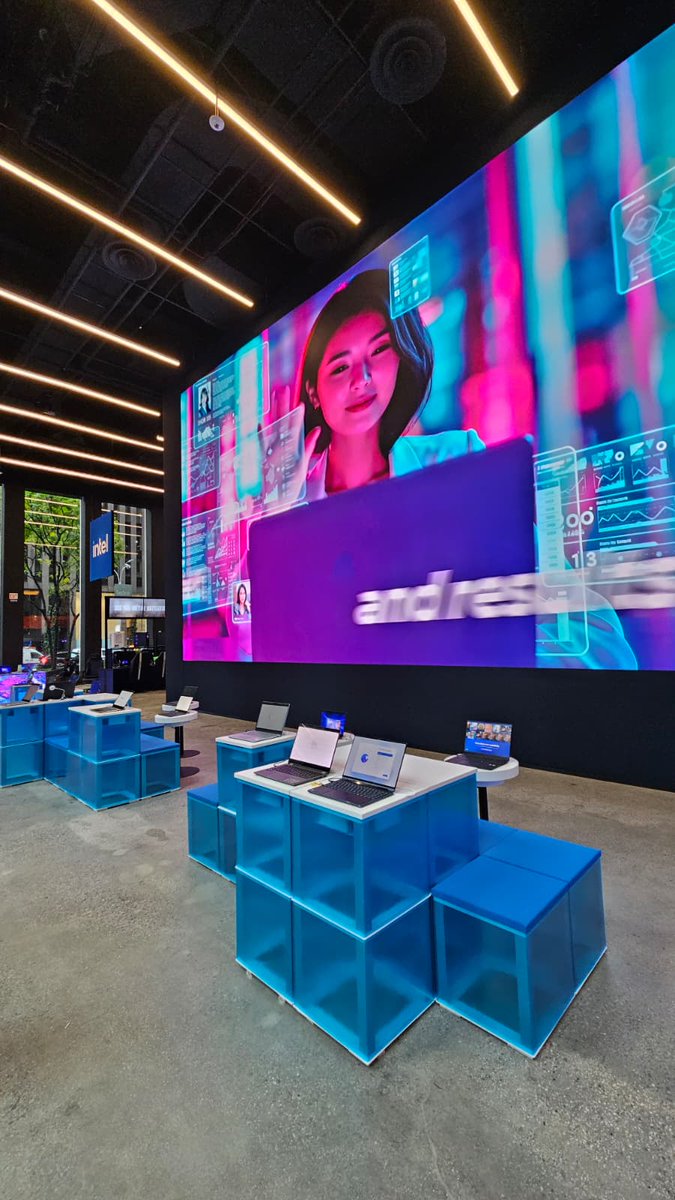 IntelTech's tweet image. London, Munich, New York City, Paris, and Seoul are getting Intel Experience stores through most of November! If you&apos;re in town, get your hands on some of the latest AI PC and gaming experiences available from our partners. intel.ly/43MTLpV